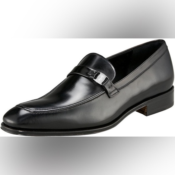 Salvatore Ferragamo Other - SALVATORE FERRAGAMO 'Destin' Black Leather Loafers